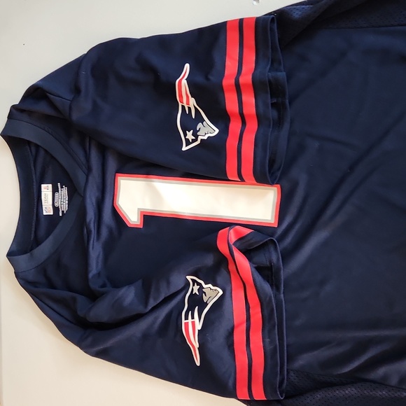 Cam Newton #1 Patriots Jersey - Picture 2 of 3